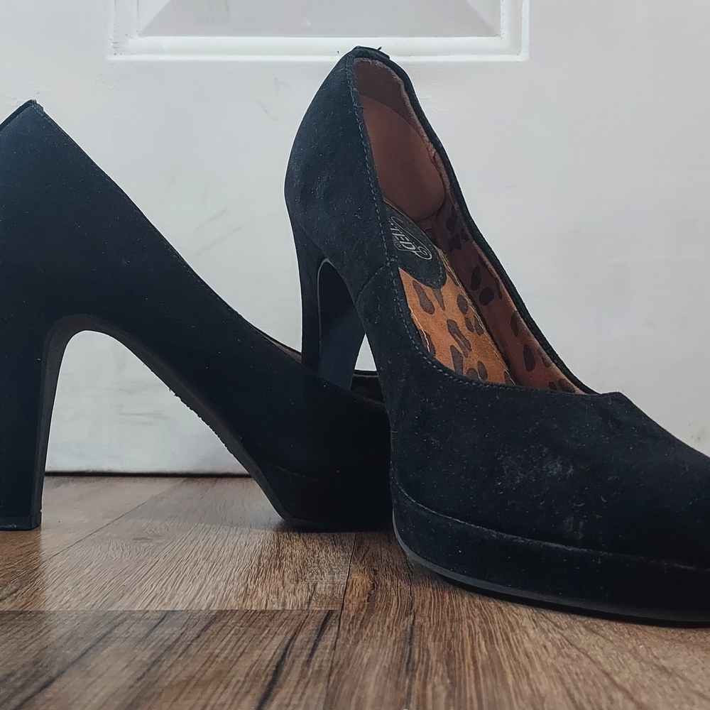 Unlisted Brand Retro Vegan Suede High Heels Women's  Size 10